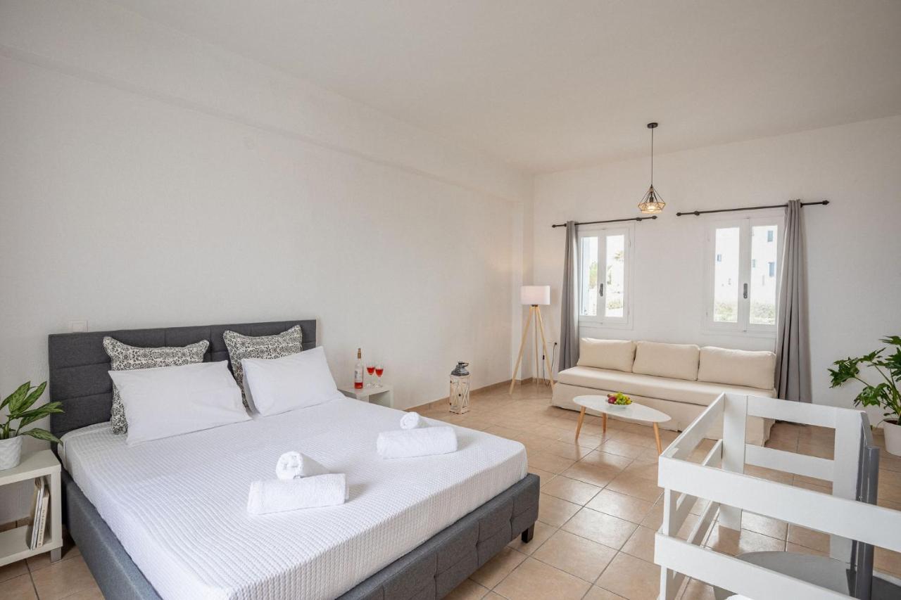 White Utopia Apartments And Maisonettes Imerovigli  Exterior photo