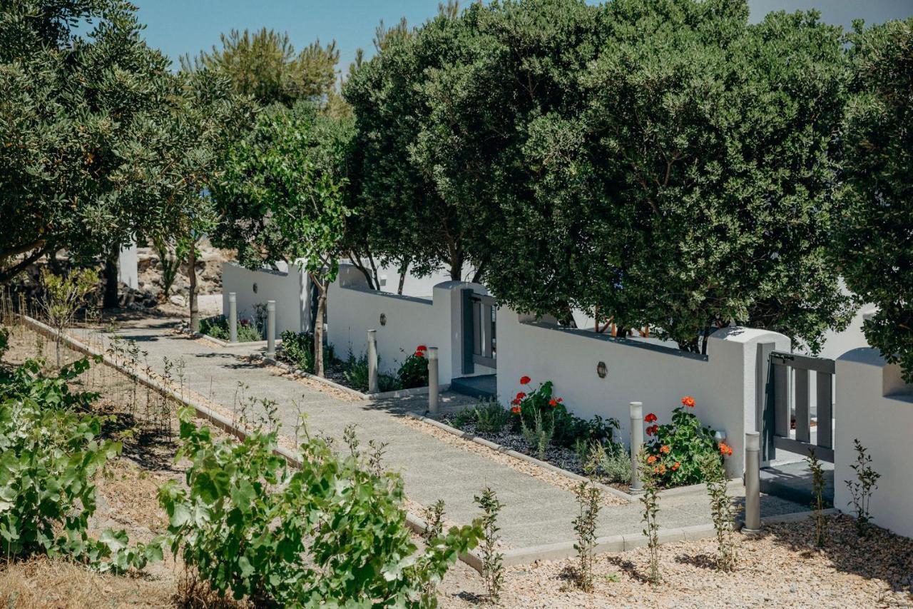 White Utopia Apartments And Maisonettes Imerovigli  Exterior photo